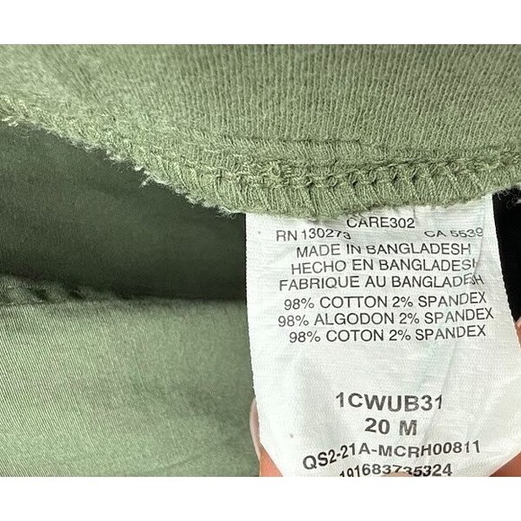 Women's Lee Plus Size 20W Army Green Bermuda Shorts Mid Rise Regular Fit Flex - Picture 7 of 7